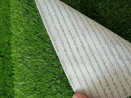 Soft Touch TPE เทอร์โมพลาสติกซิลิโคนอีลาสโตเมอร์เม็ดสำหรับการรองพรมกันลื่น