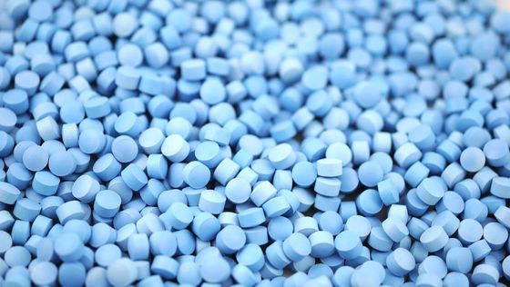 ทนต่อแรงกระแทกเทอร์โมพลาสติก Polyether Ester Elastomer K211 สำหรับแถบซีลหรือแถบท่อ