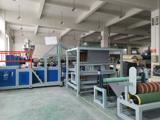 เครื่องเคลือบพรม TPE 2M 300 ถึง 500 กก. / ชม. TPE ลามิเนต